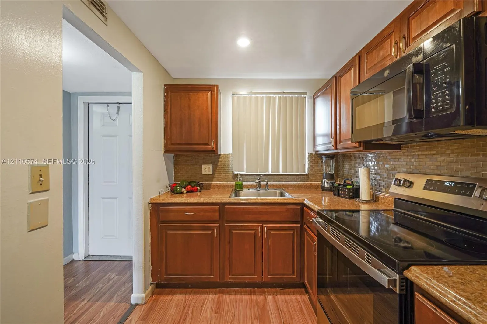 8821 Sunrise Lakes Boulevard #102