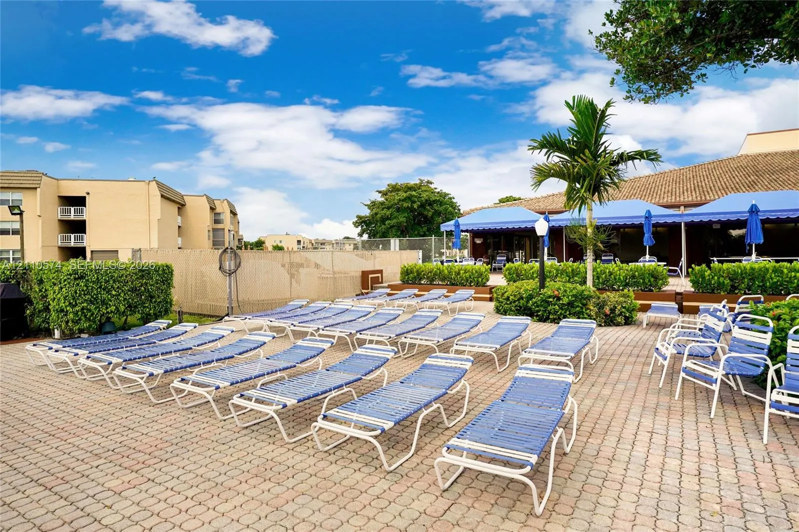 8821 Sunrise Lakes Boulevard #102