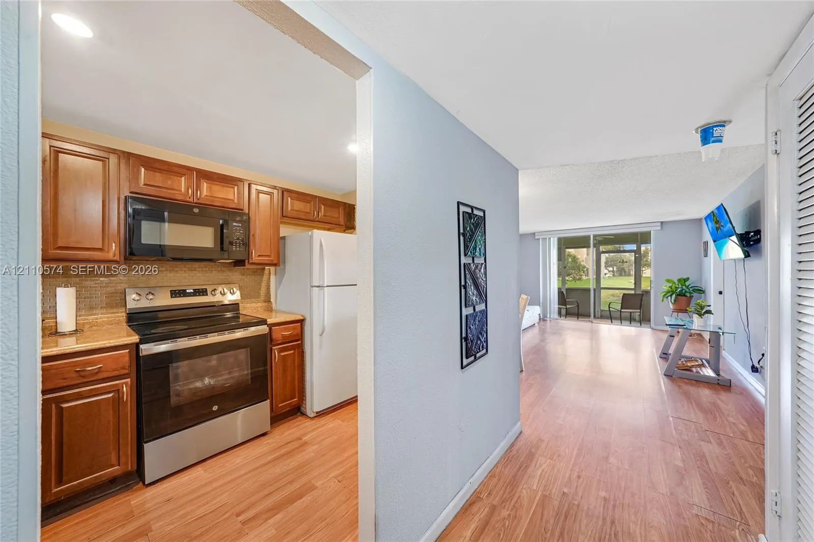 8821 Sunrise Lakes Boulevard #102