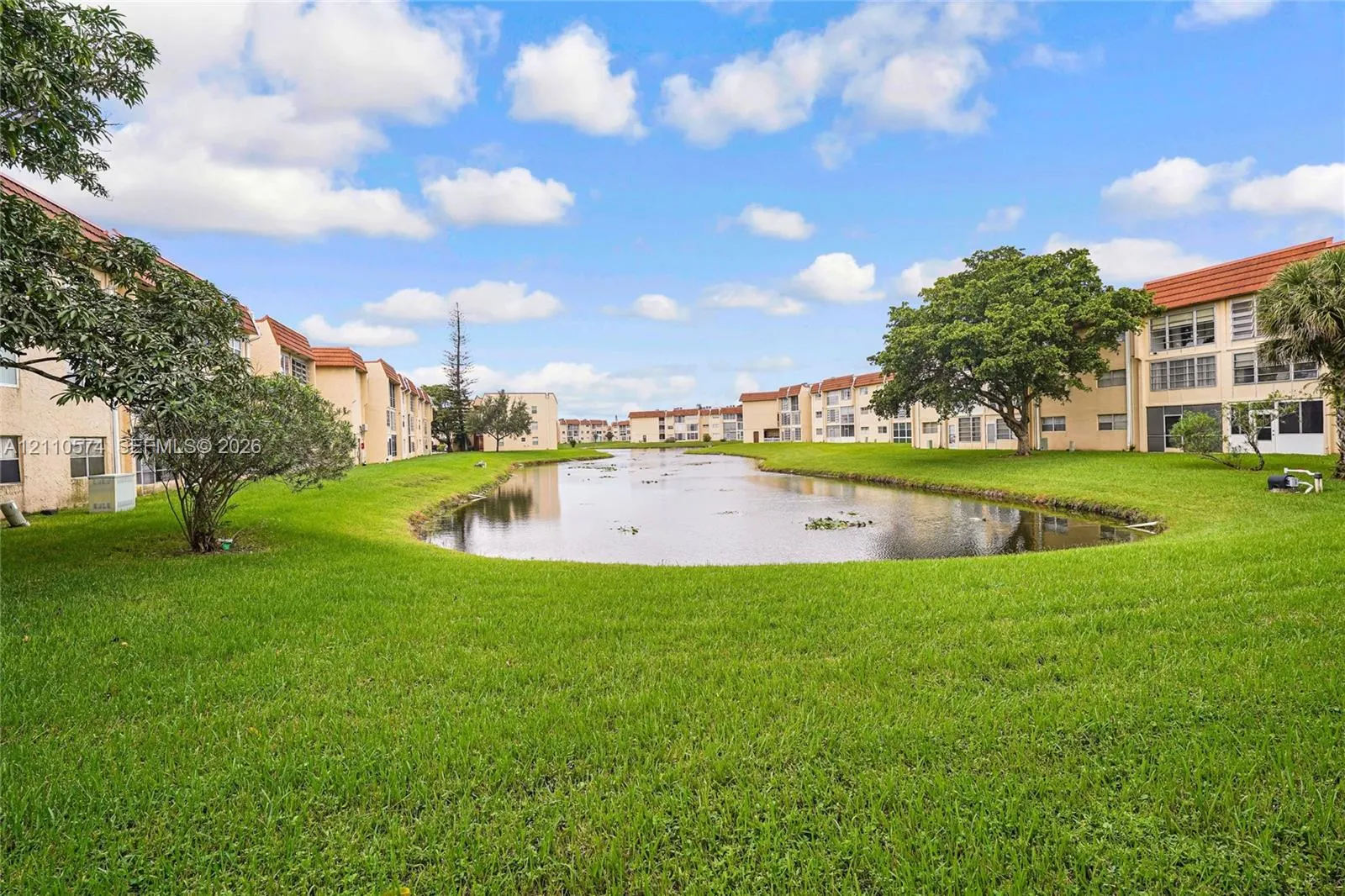 8821 Sunrise Lakes Boulevard #102