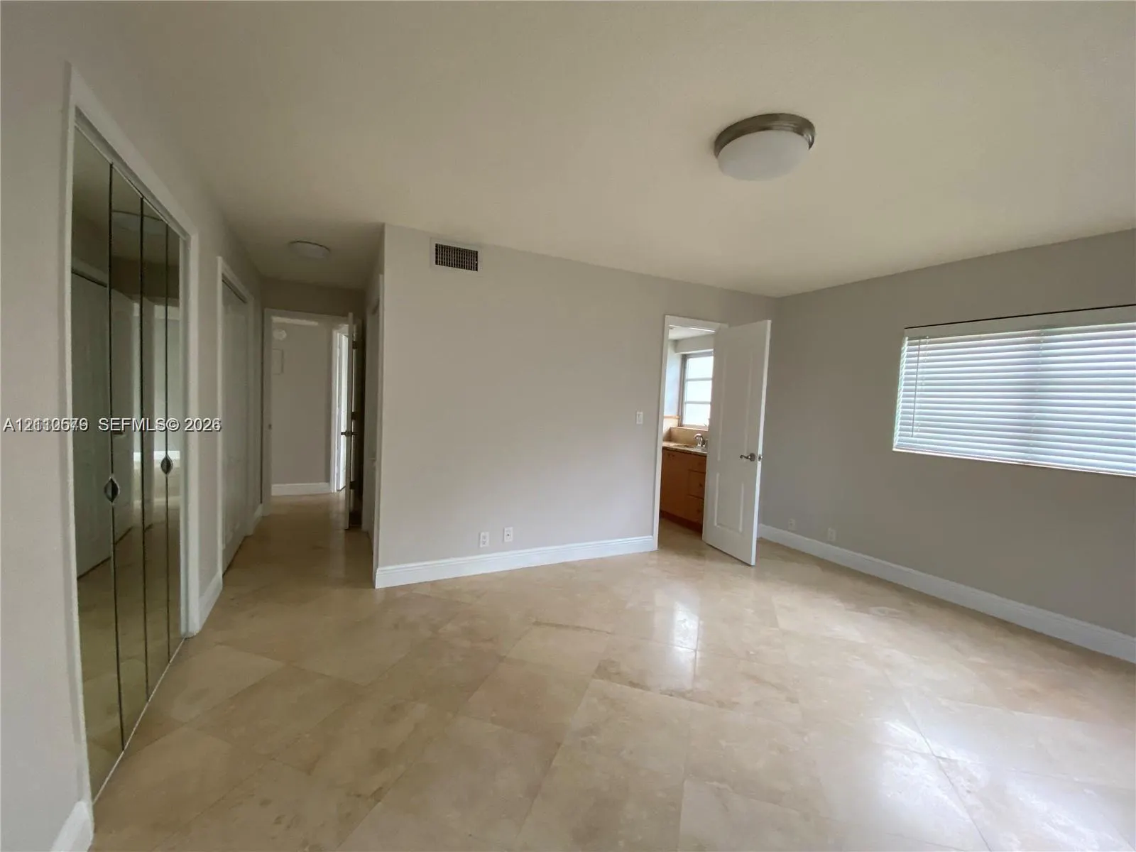 232 NE 12th Avenue #301