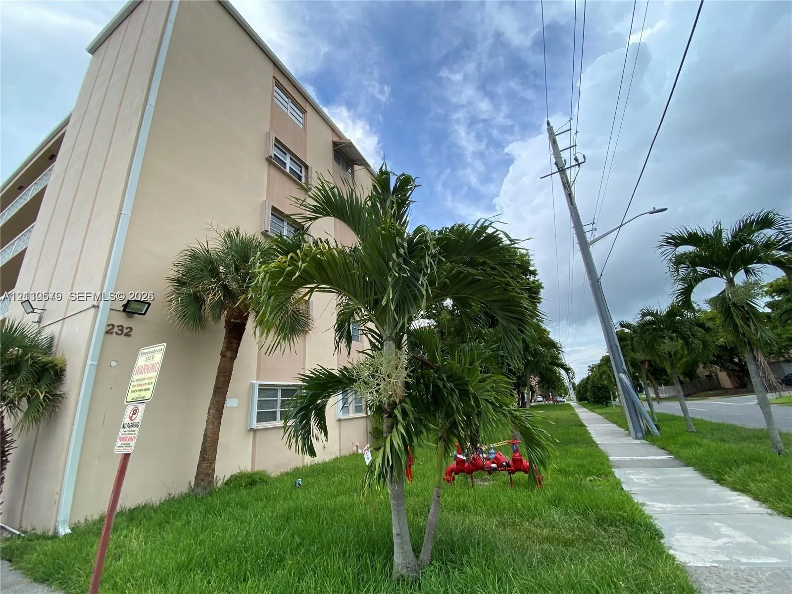 232 NE 12th Avenue #301