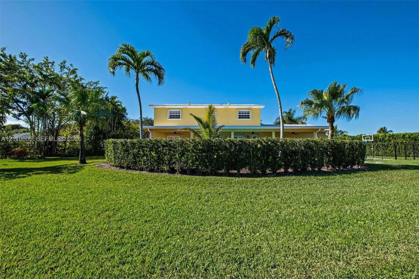 11401 SW 72nd Place