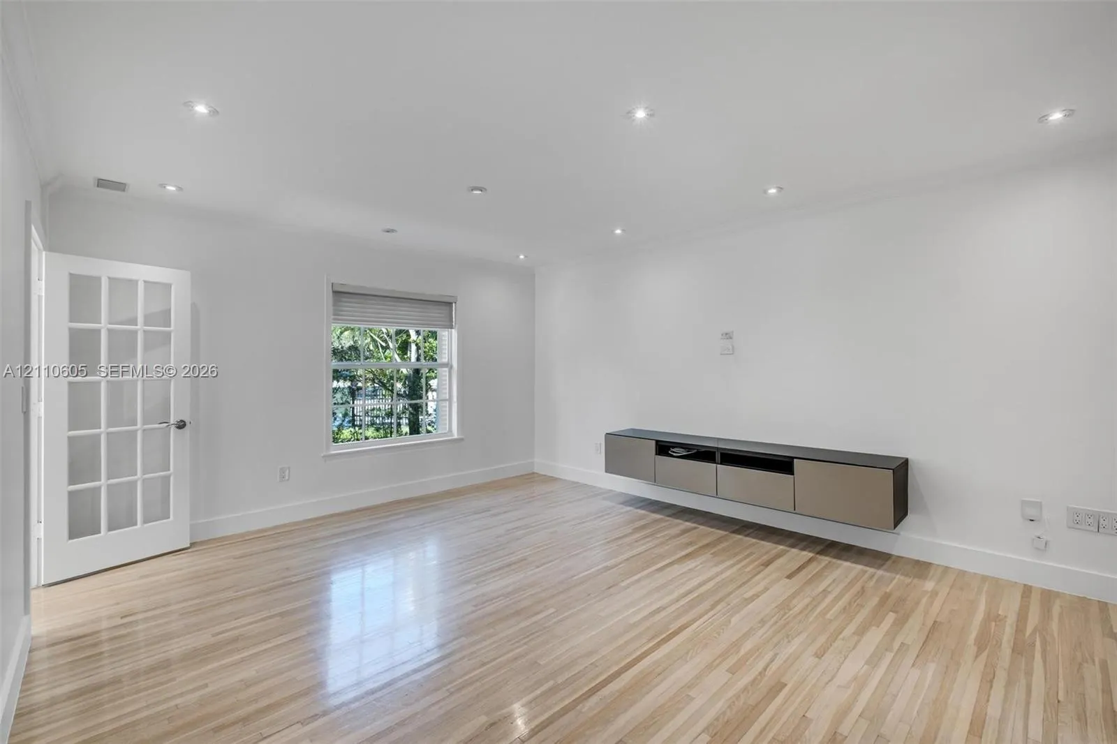 11401 SW 72nd Place