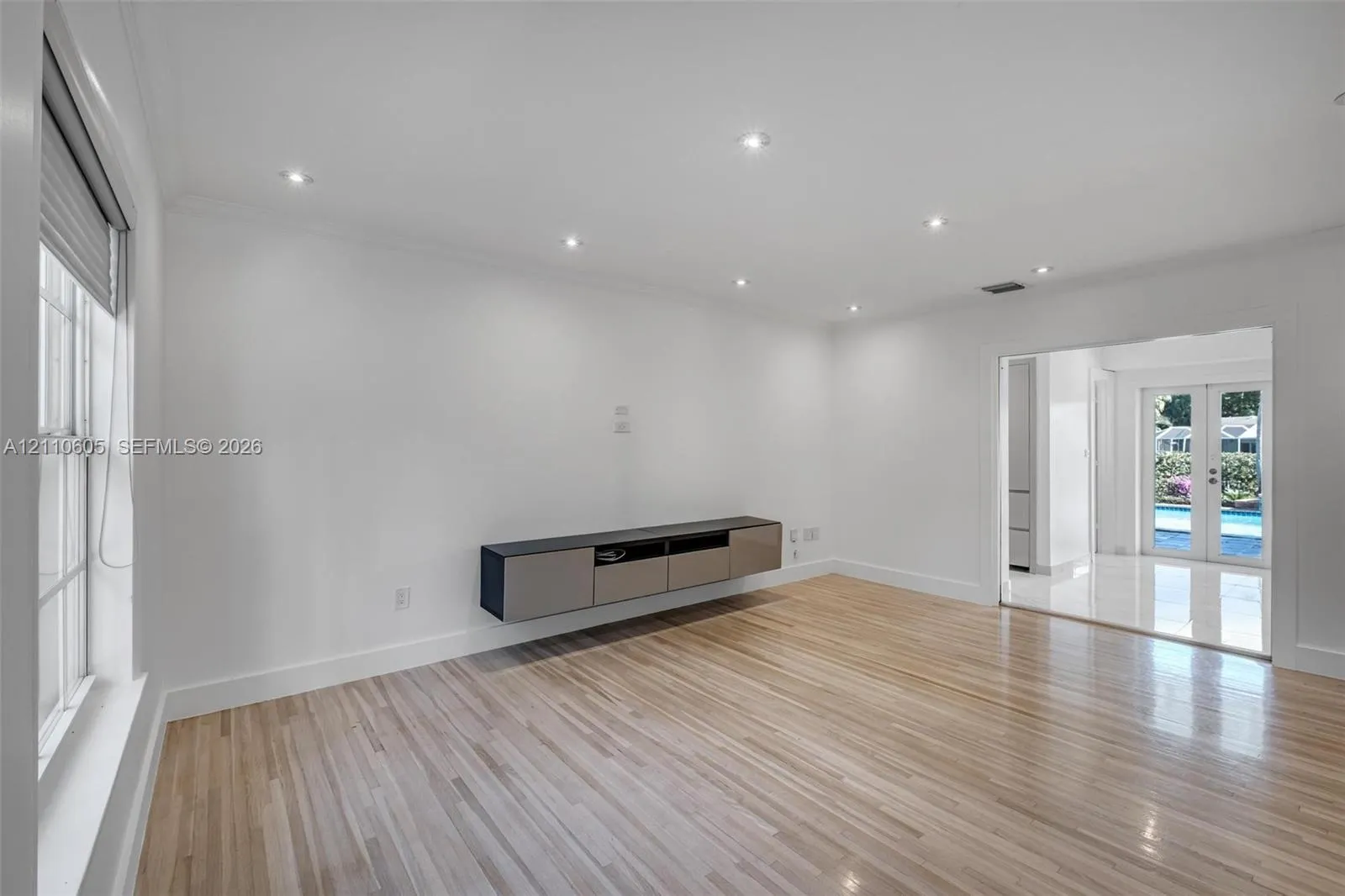 11401 SW 72nd Place