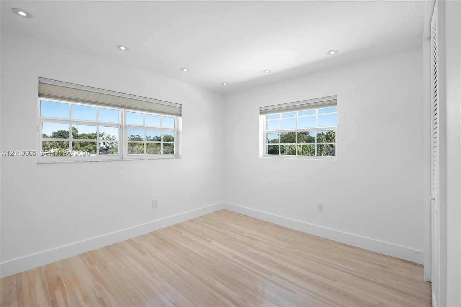 11401 SW 72nd Place
