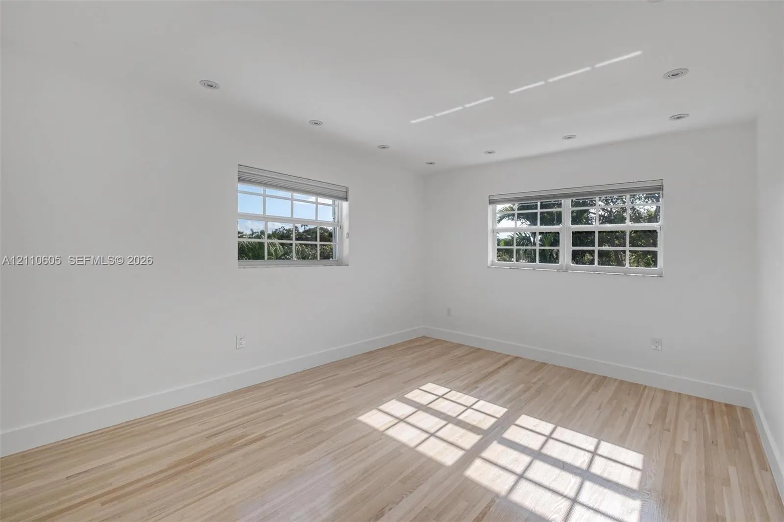 11401 SW 72nd Place