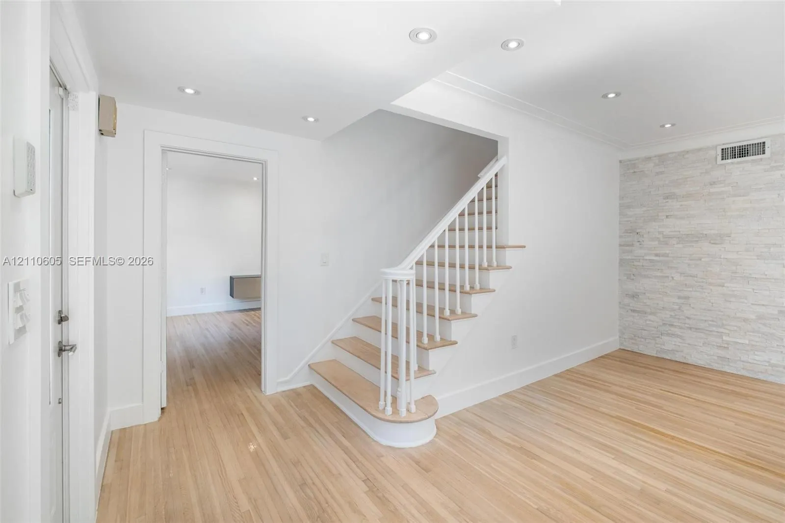 11401 SW 72nd Place