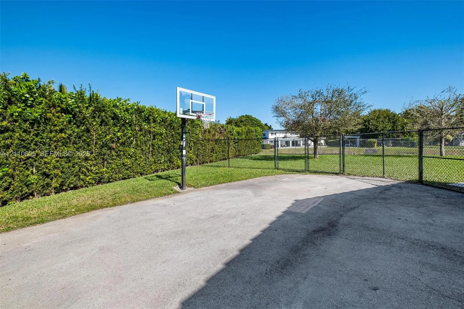 11401 SW 72nd Place