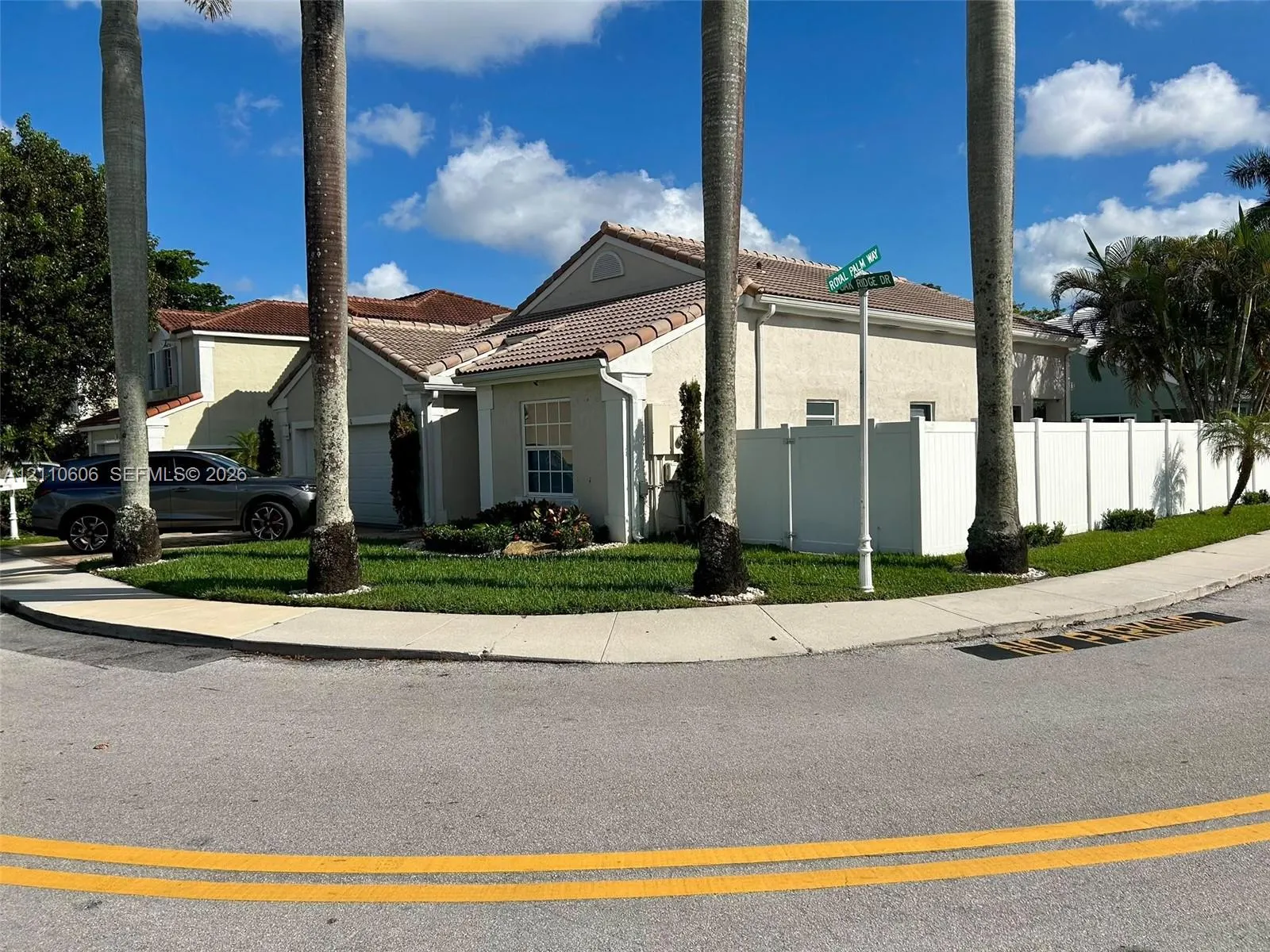 14200 Oak Ridge Drive