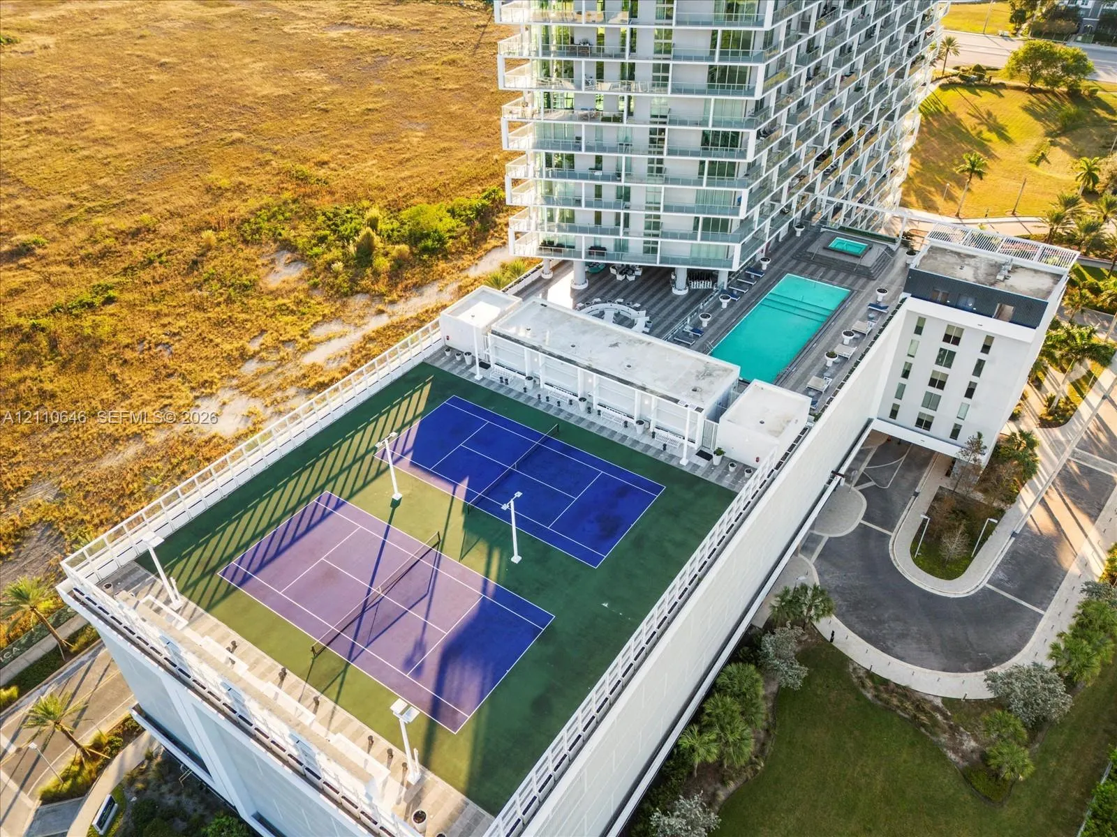 2000 Metropica Way #404