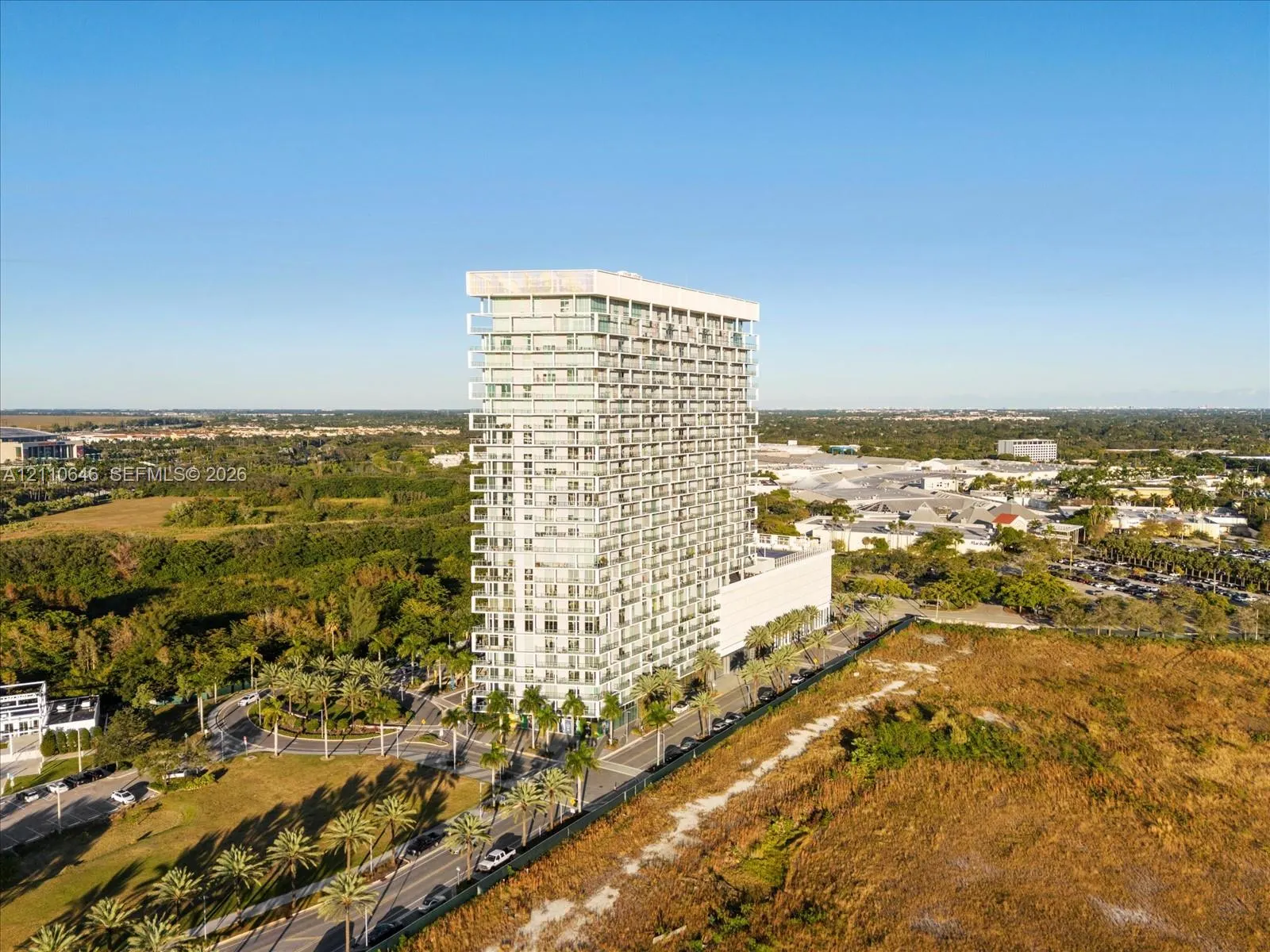 2000 Metropica Way #404