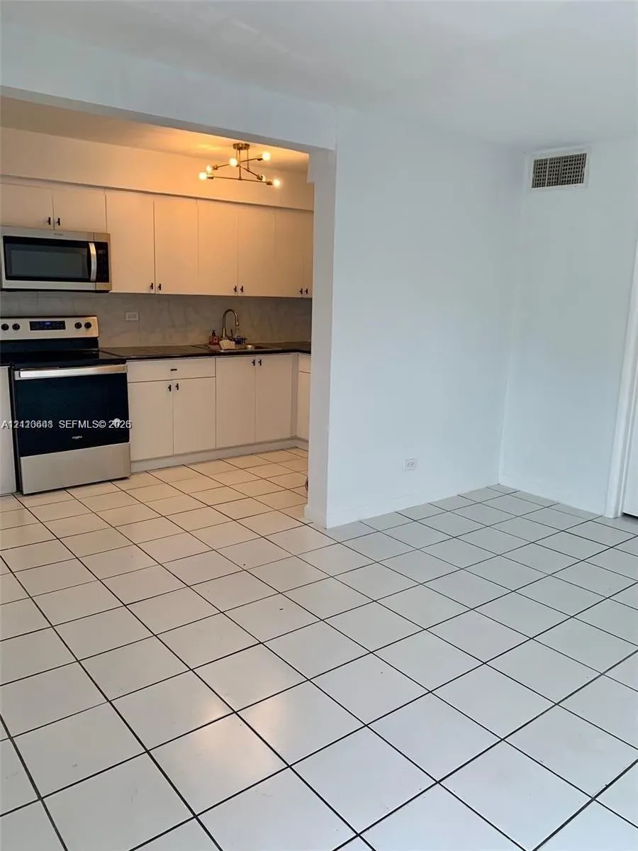 1610 N River Drive #109