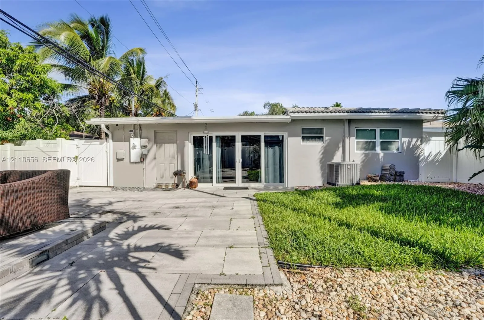 30 NE 48th Court