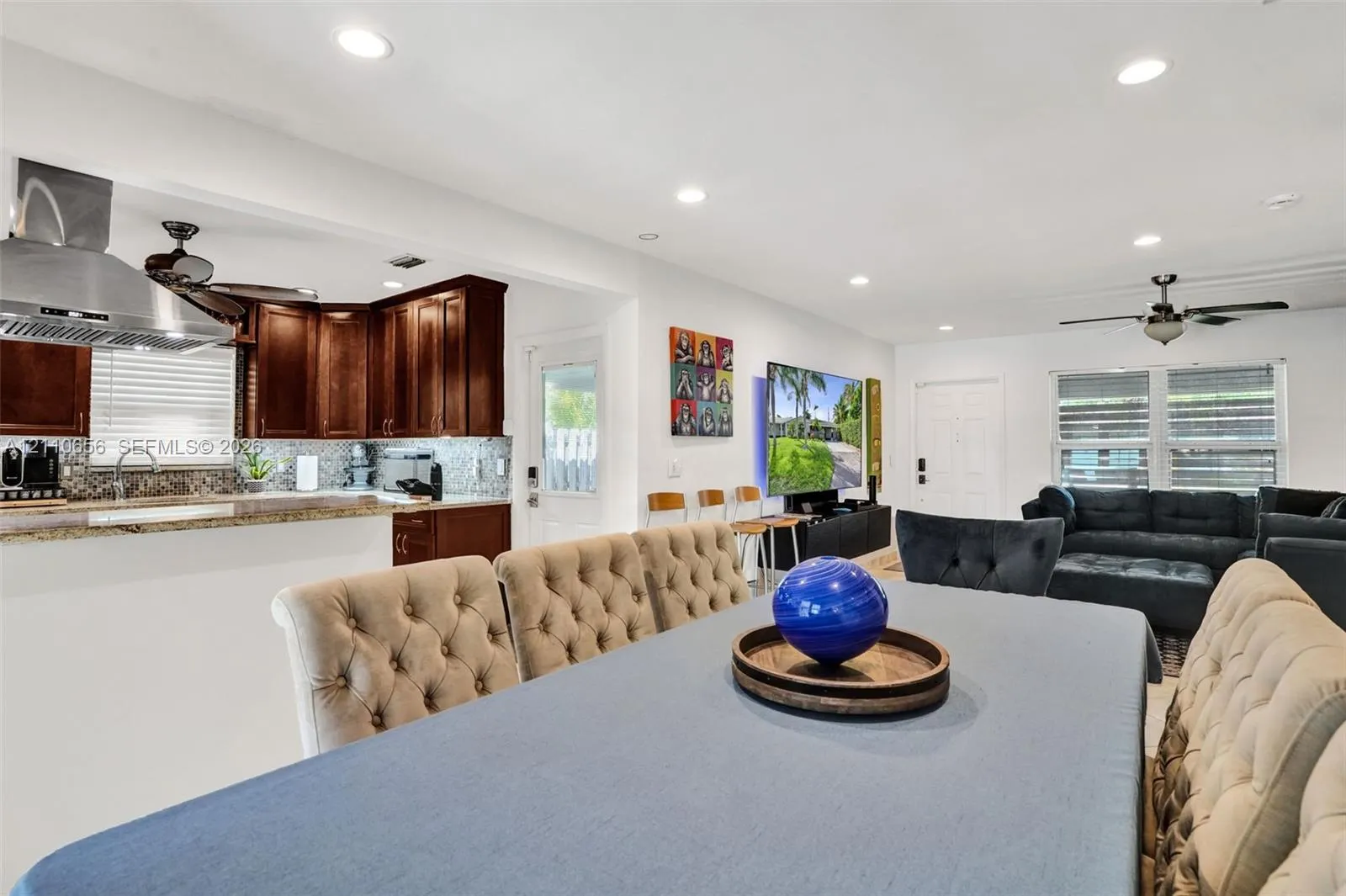 30 NE 48th Court