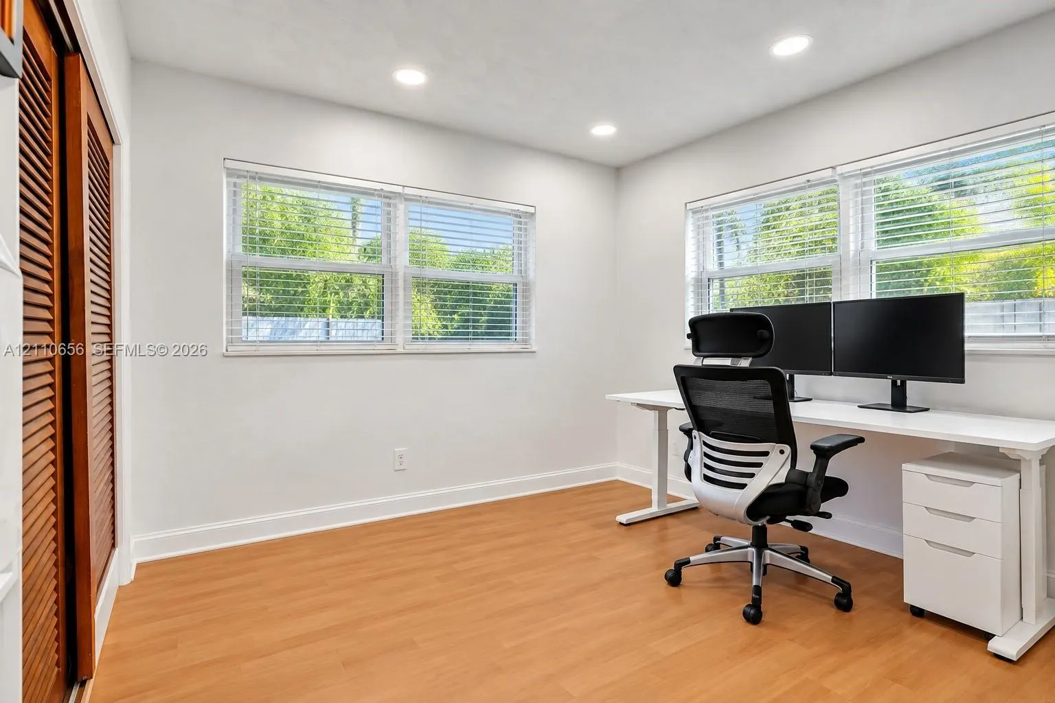 30 NE 48th Court