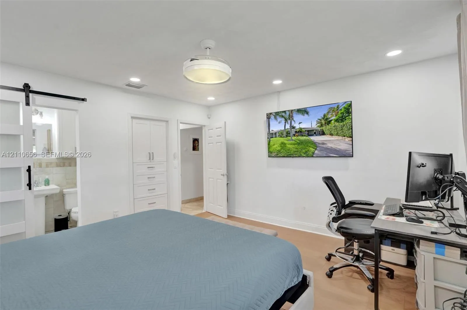 30 NE 48th Court