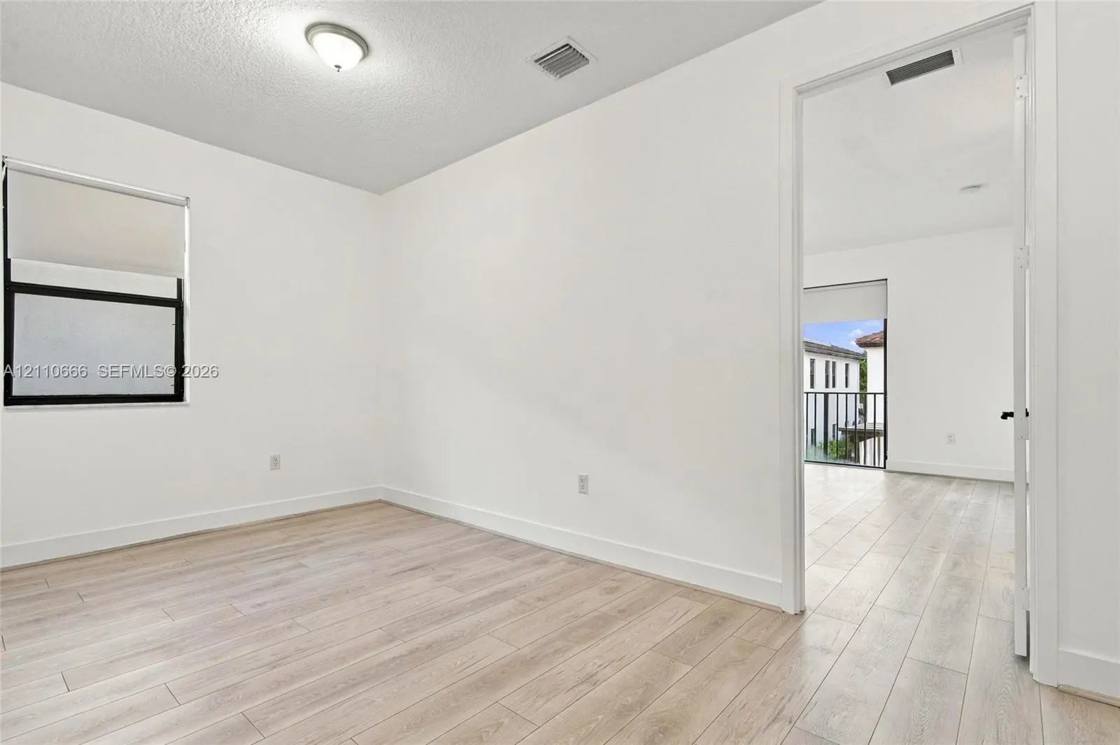 3293 W 98th Place
