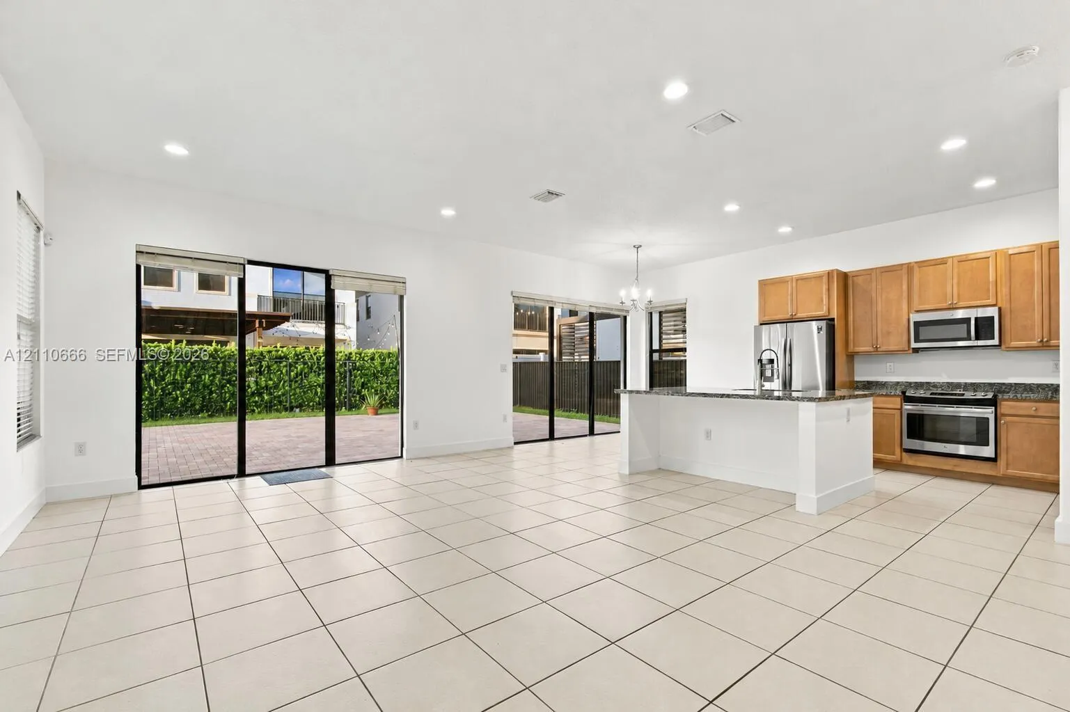 3293 W 98th Place