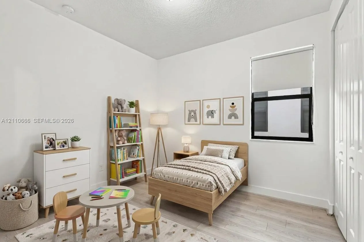 3293 W 98th Place