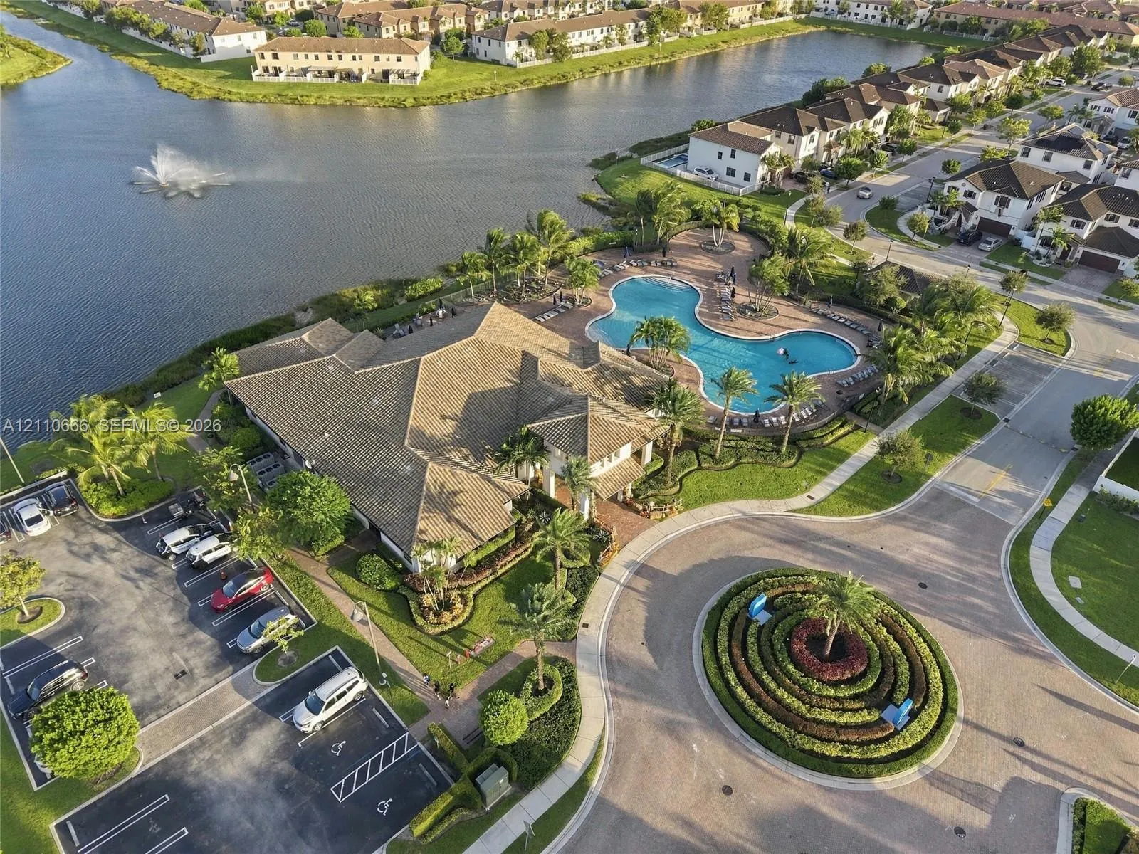 3293 W 98th Place