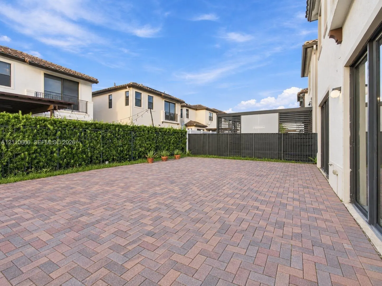 3293 W 98th Place