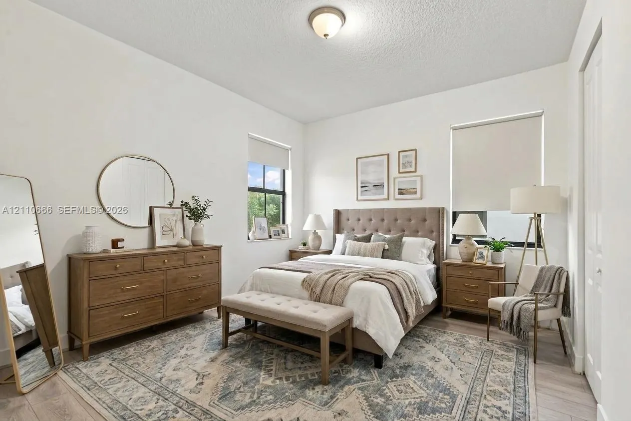 3293 W 98th Place