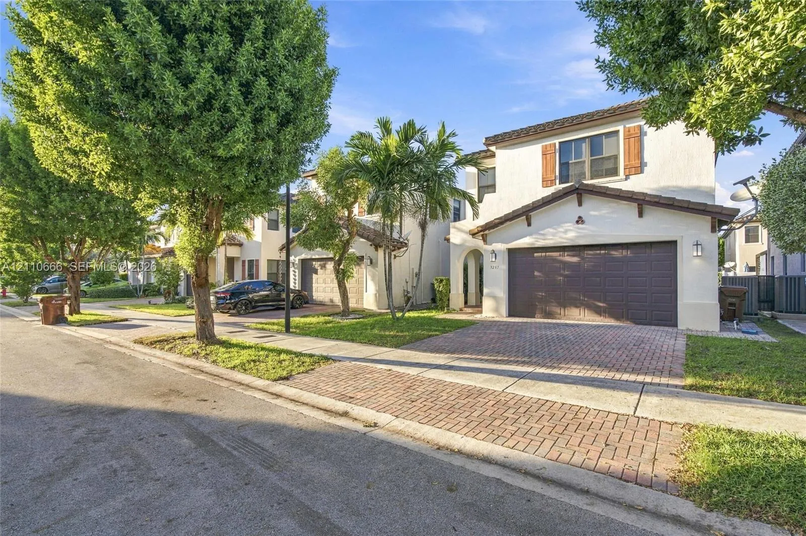3293 W 98th Place