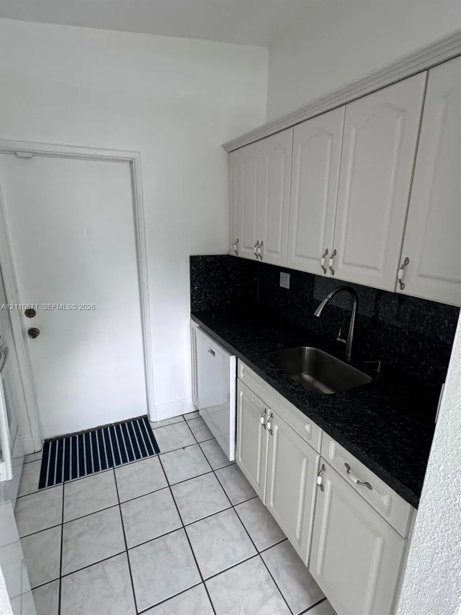 4541 SW 40th Street