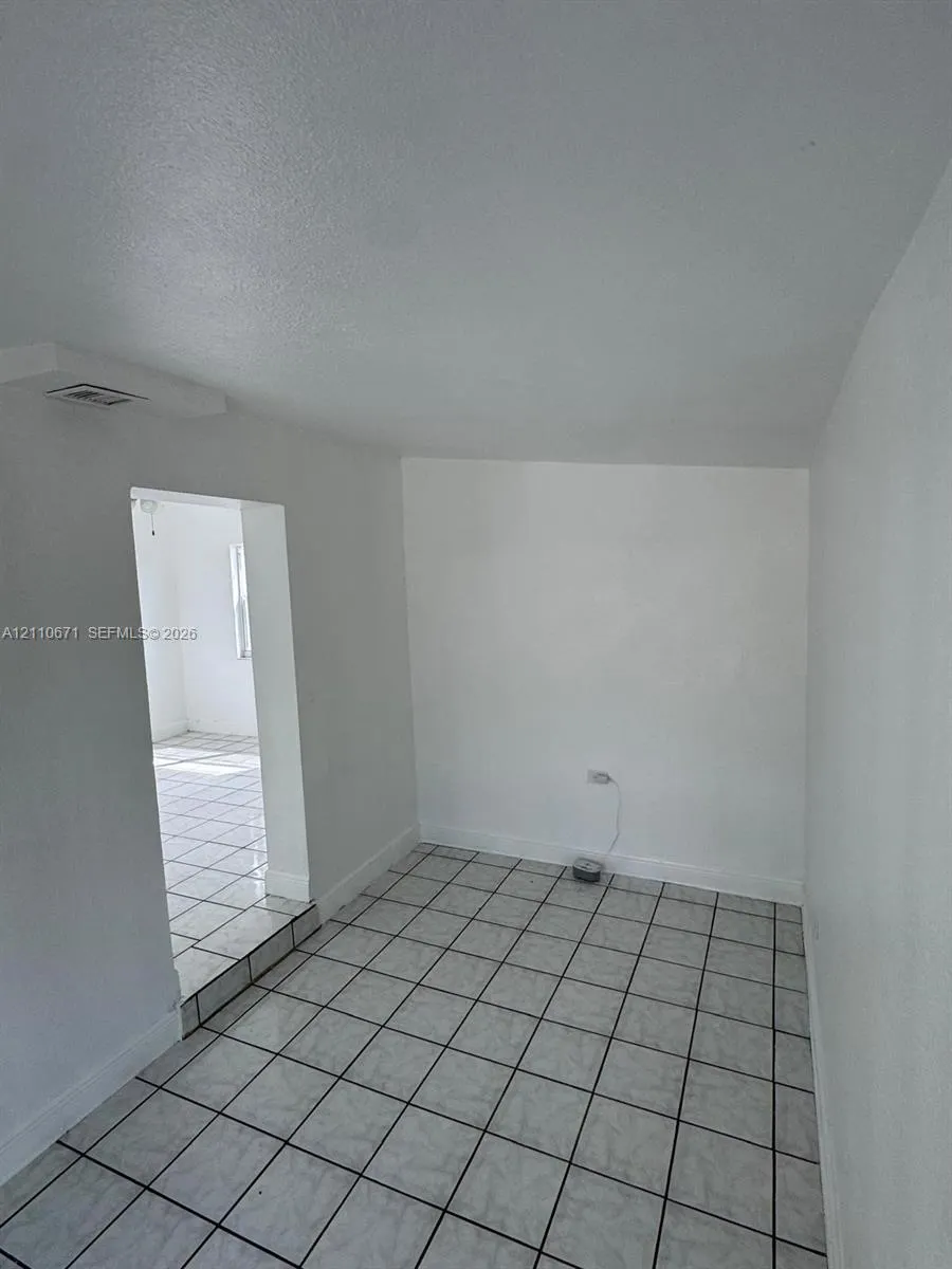 4541 SW 40th Street
