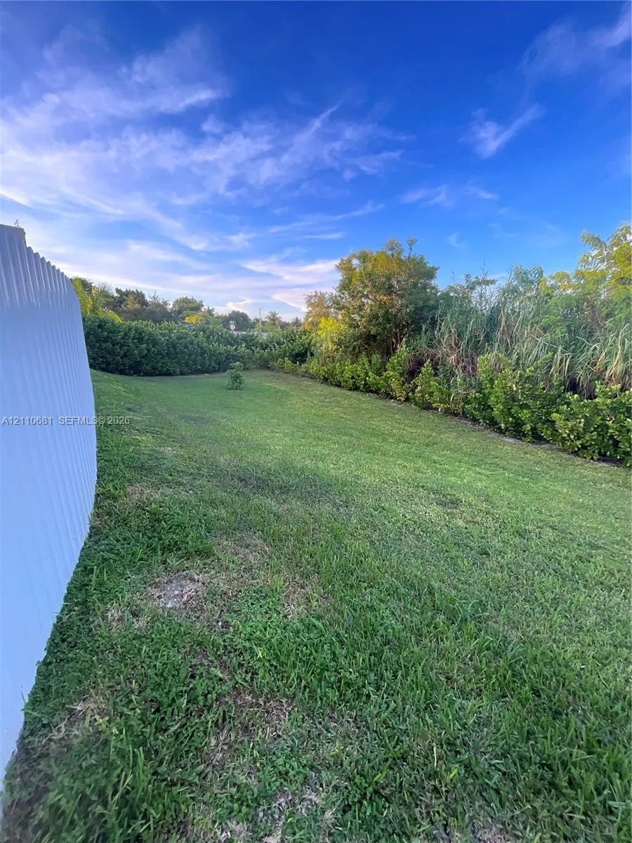 25627 SW 125th Place