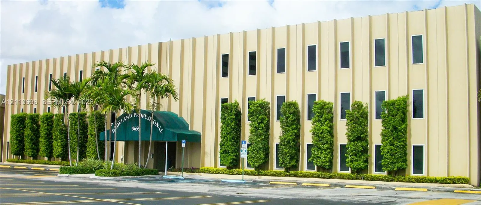 9655 S Dixie Highway #309