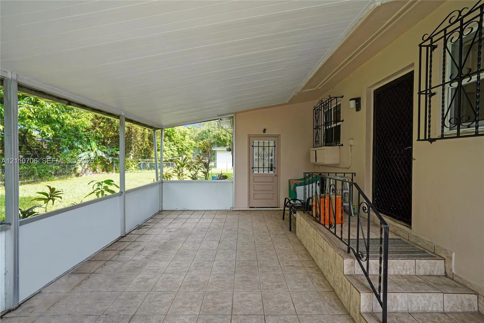 611 NE 177th Street