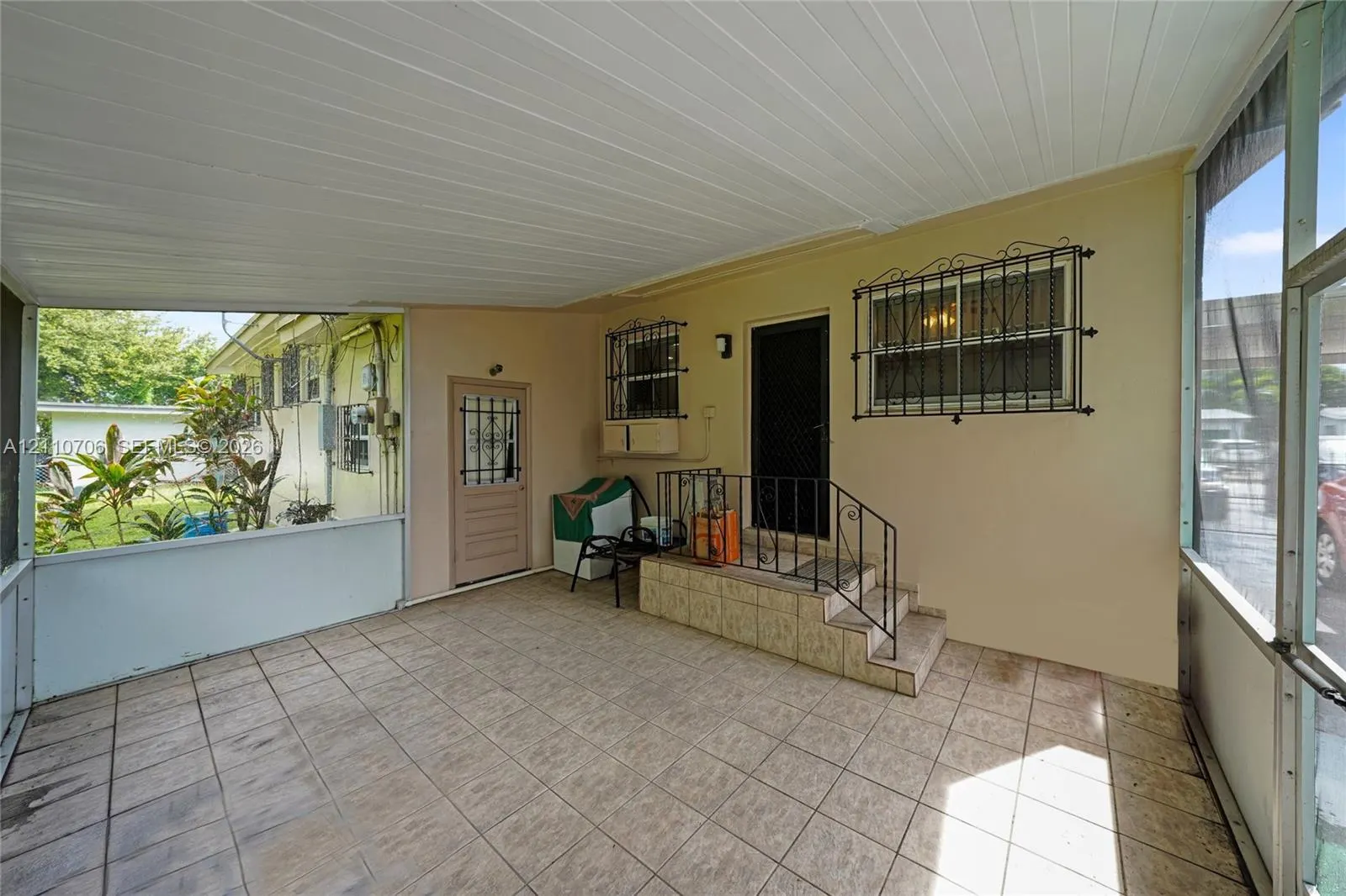 611 NE 177th Street