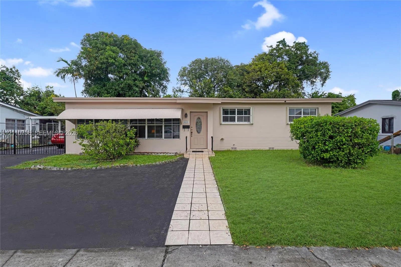 611 NE 177th Street