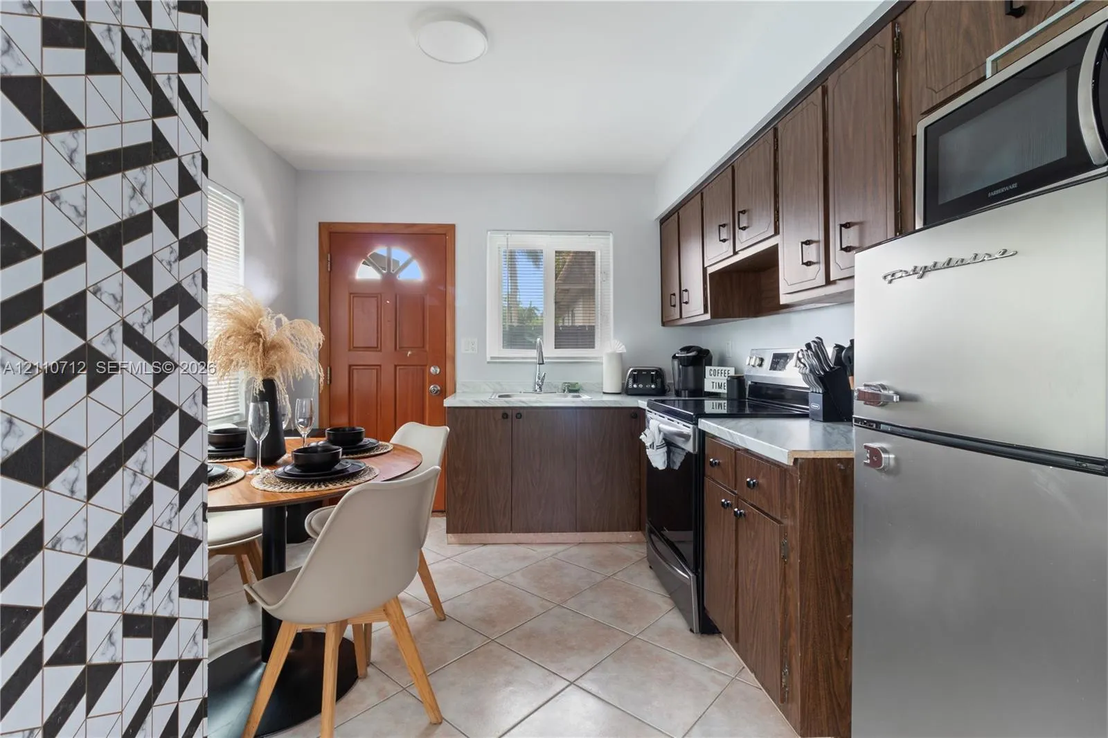 1201 NW 10th Street #1-2