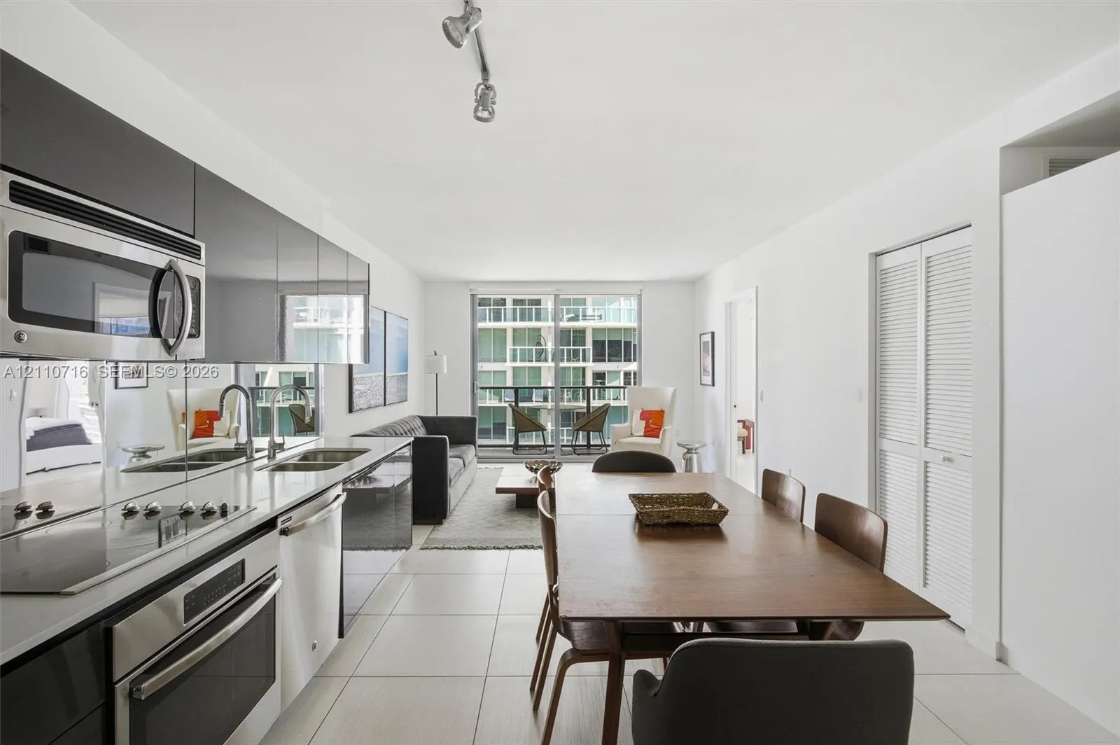 31 SE 6th Street #2504