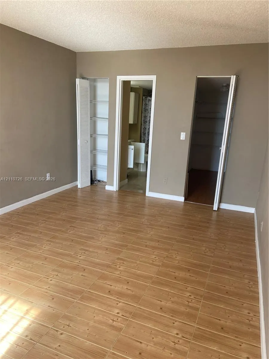 13499 Biscayne Boulevard #1506