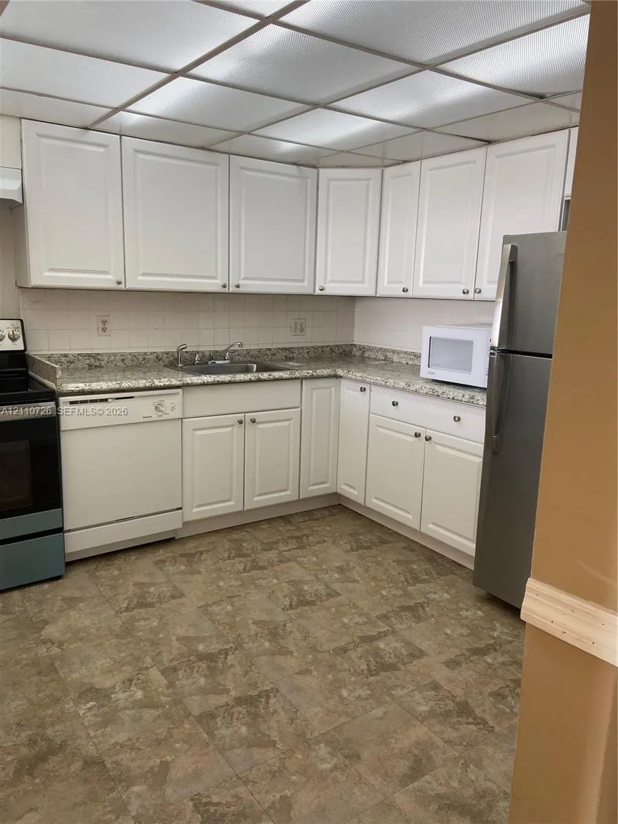 13499 Biscayne Boulevard #1506