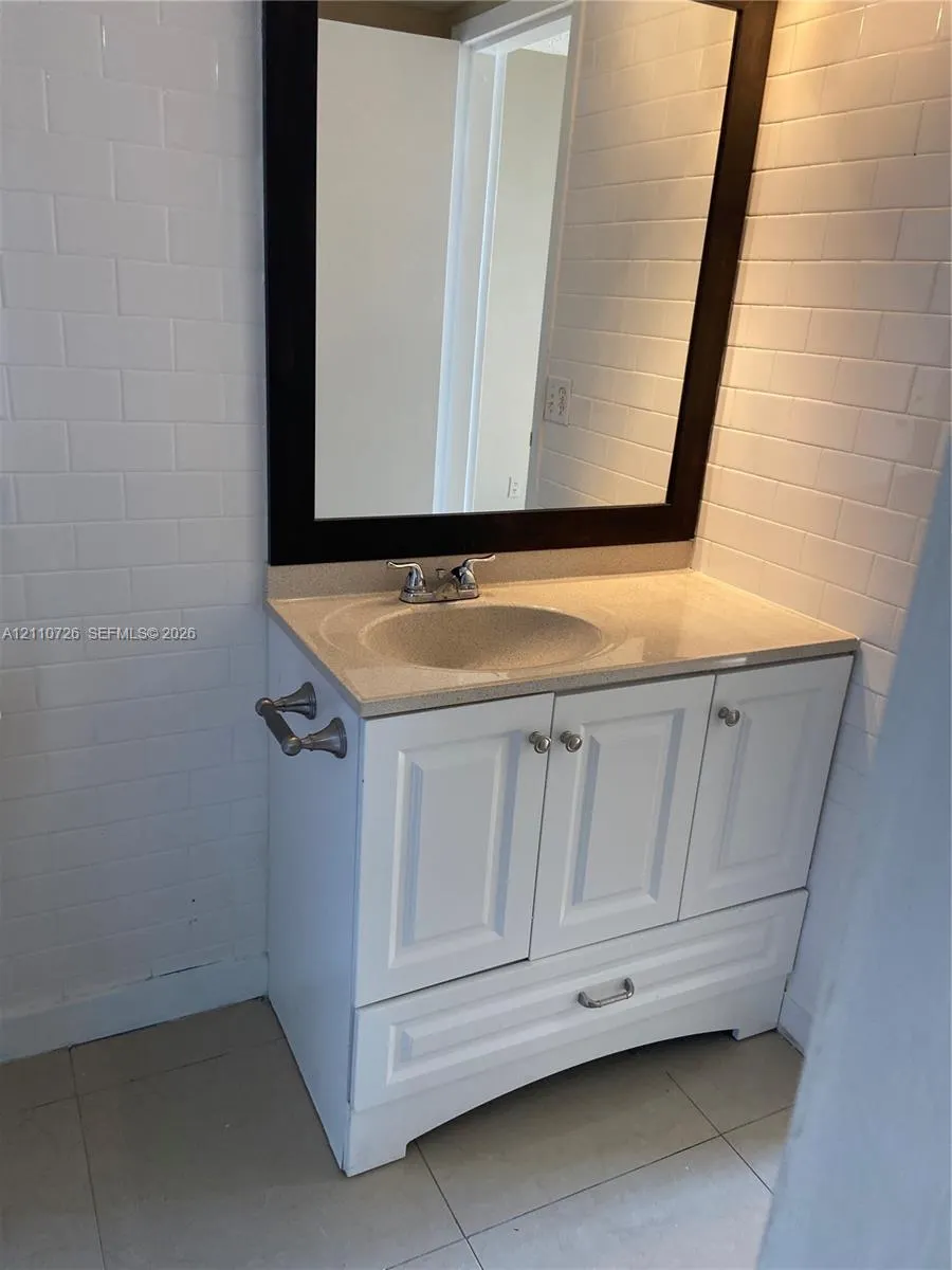 13499 Biscayne Boulevard #1506