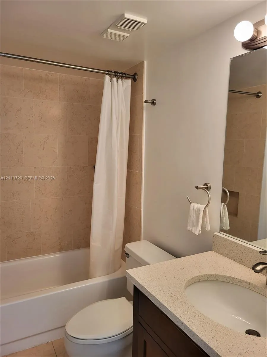 1621 Collins Avenue #703
