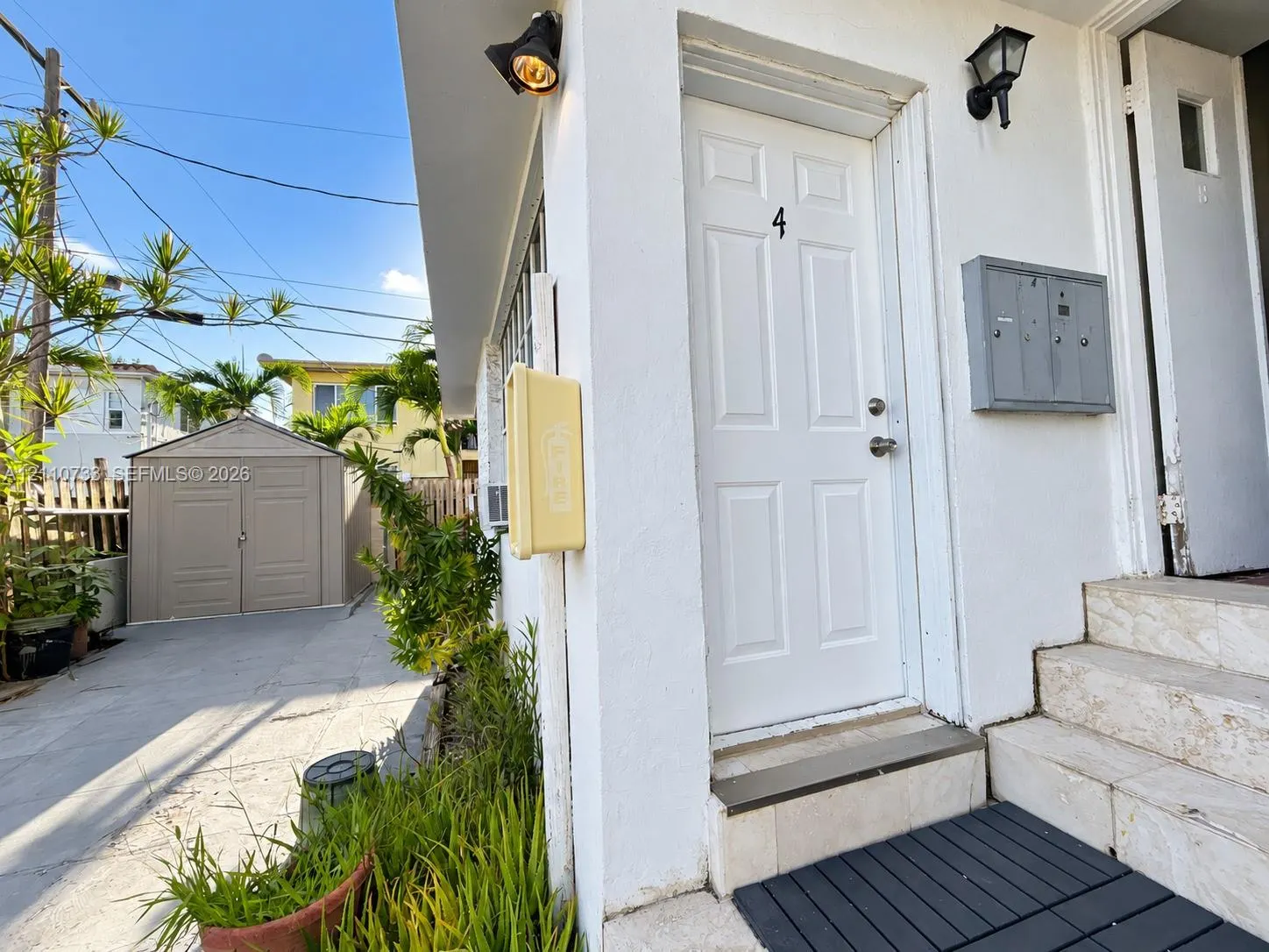 6940 Bay Drive #4