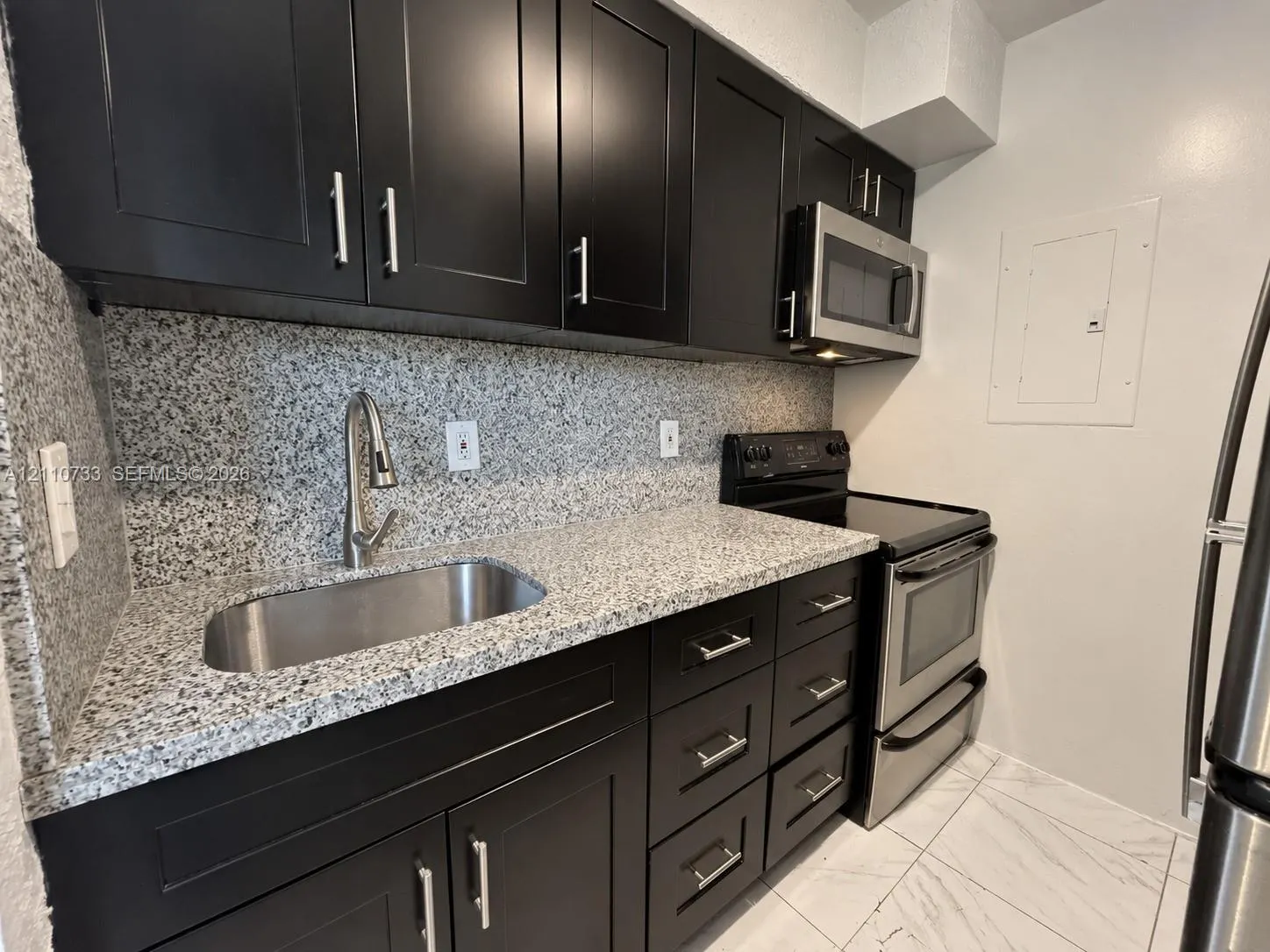 6940 Bay Drive #4