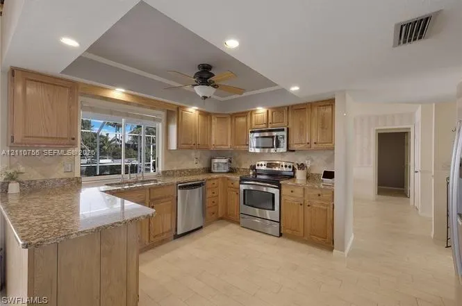 407 SW 37th Street #407