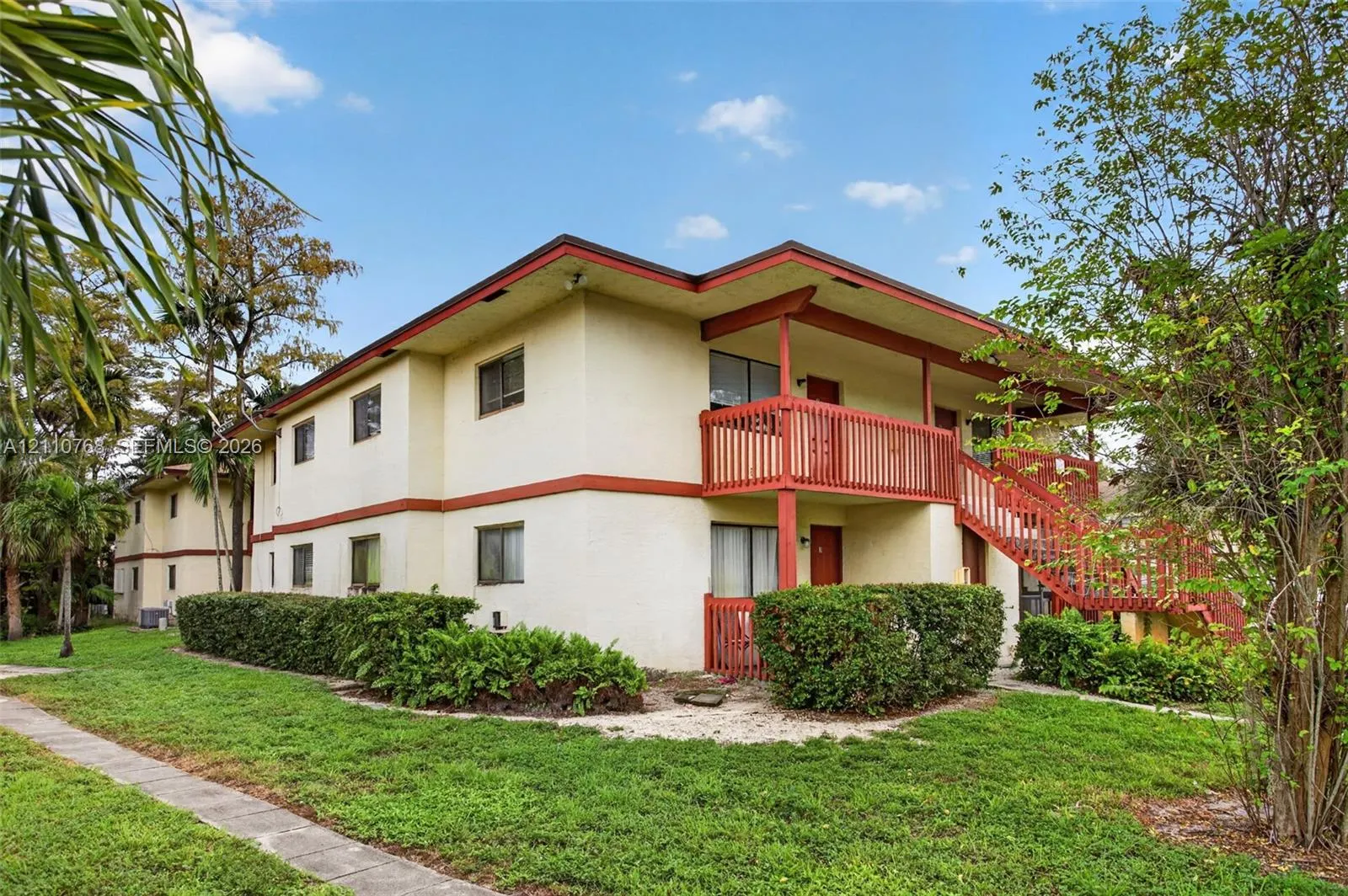 2070 NW 43rd Terrace #7