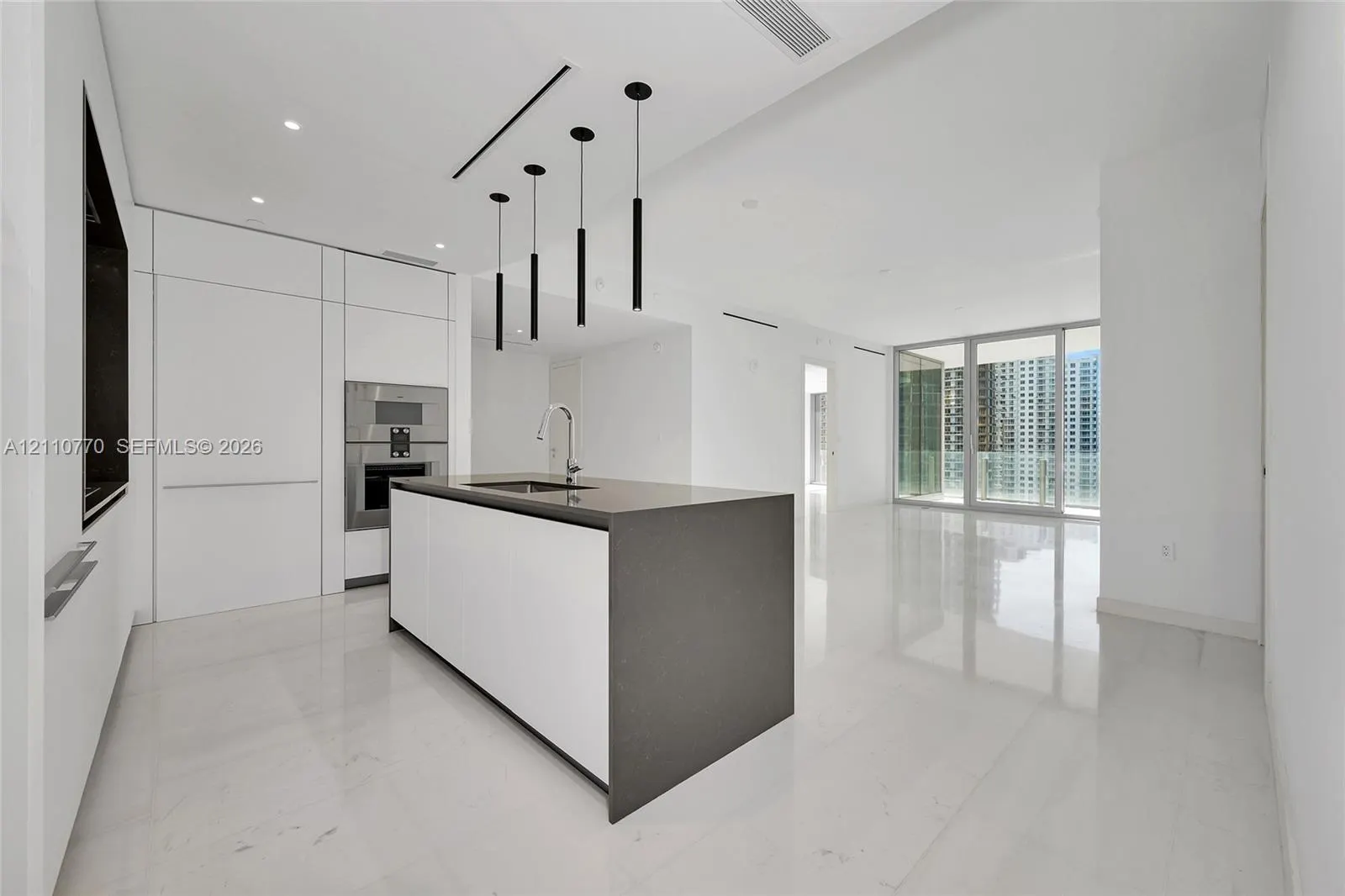 300 Biscayne Boulevard Way #1705W