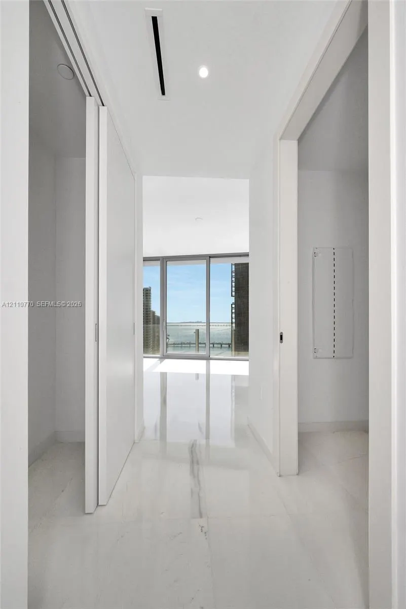 300 Biscayne Boulevard Way #1705W