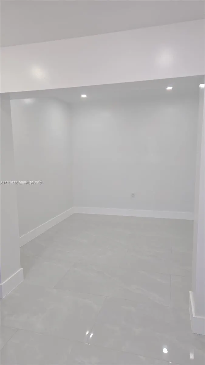 511 W 16th Street #2
