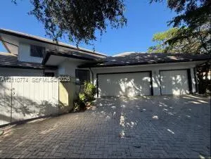 6500 SE Winged Foot Drive