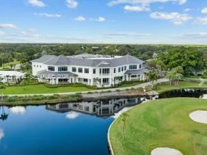 6500 SE Winged Foot Drive